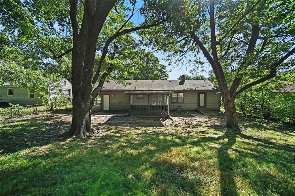 5816 Oxford Avenue Property Photo 15