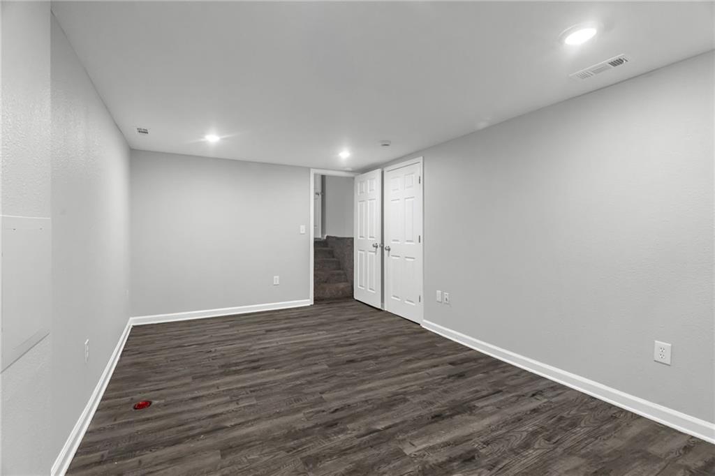 4807 N Wallace Avenue Property Photo 21