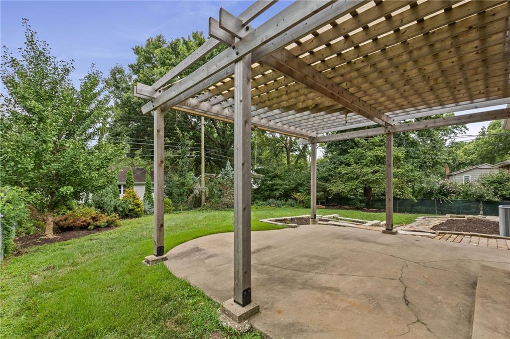 9439 Connell Drive Property Photo 39