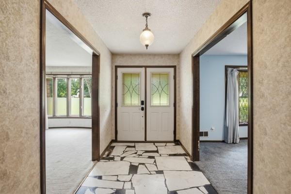 5423 Phelps Road Property Photo 7