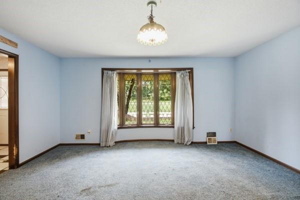 5423 Phelps Road Property Photo 8