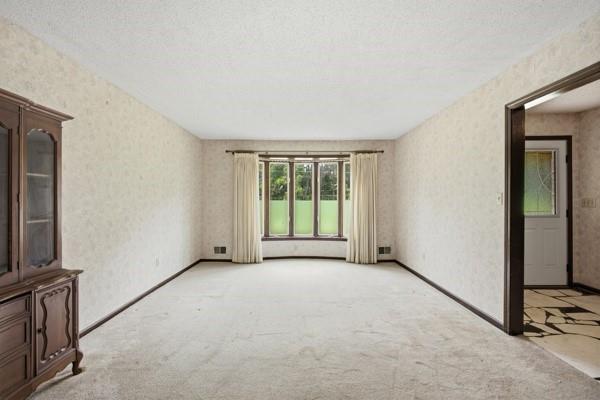 5423 Phelps Road Property Photo 10