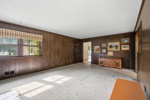 5423 Phelps Road Property Photo 14