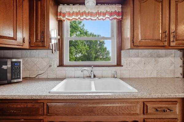 5423 Phelps Road Property Photo 18
