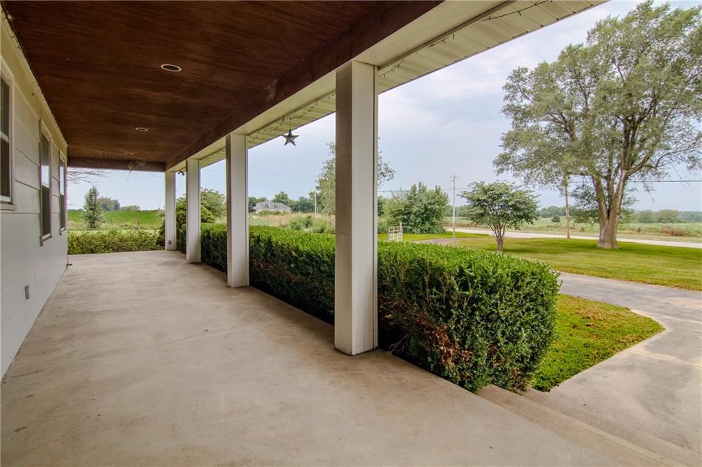 8132 N Highway 13 Highway Property Photo 5