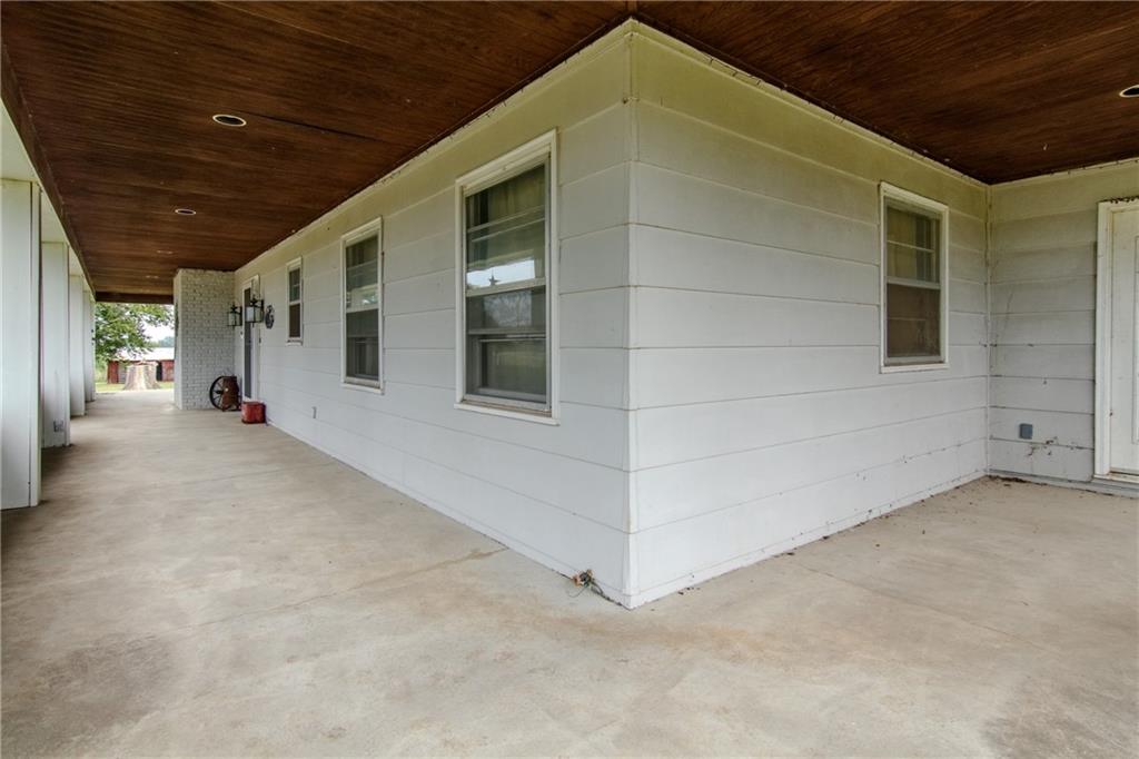 8132 N Highway 13 Highway Property Photo 7