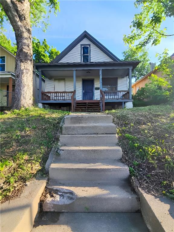 5802 Thompson Avenue Property Photo 1