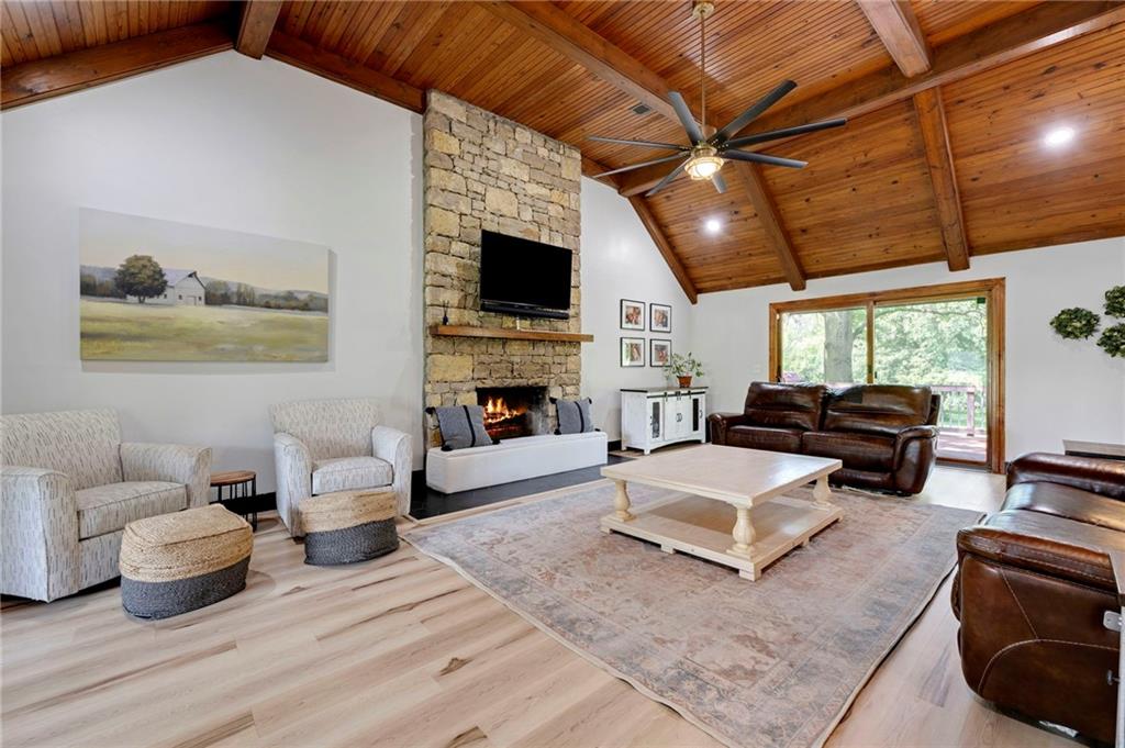 13112 Smart Road Property Photo 6