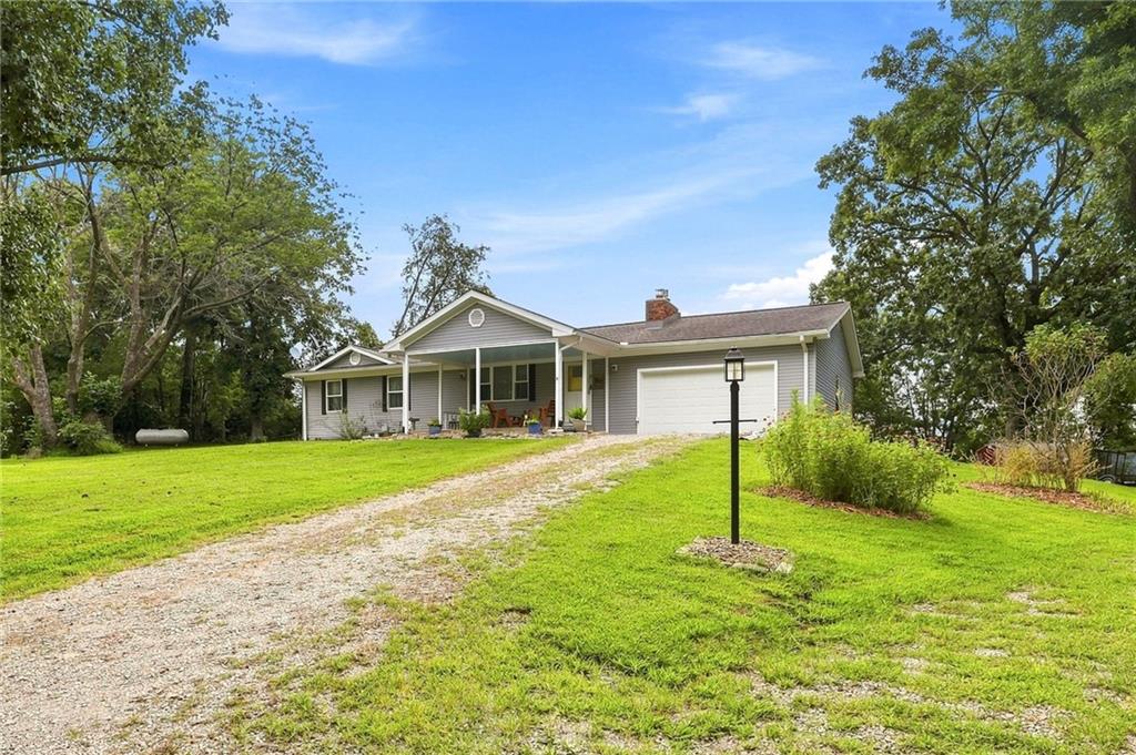 422 Ne 500 Road Property Photo 6