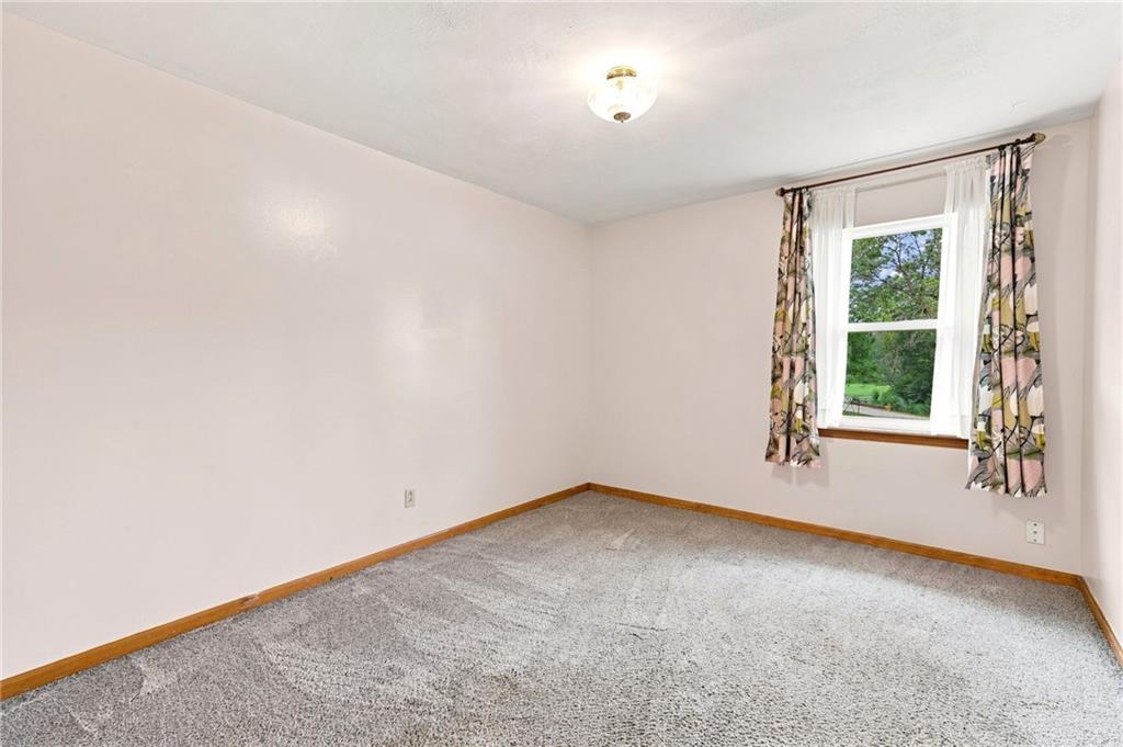 422 Ne 500 Road Property Photo 26