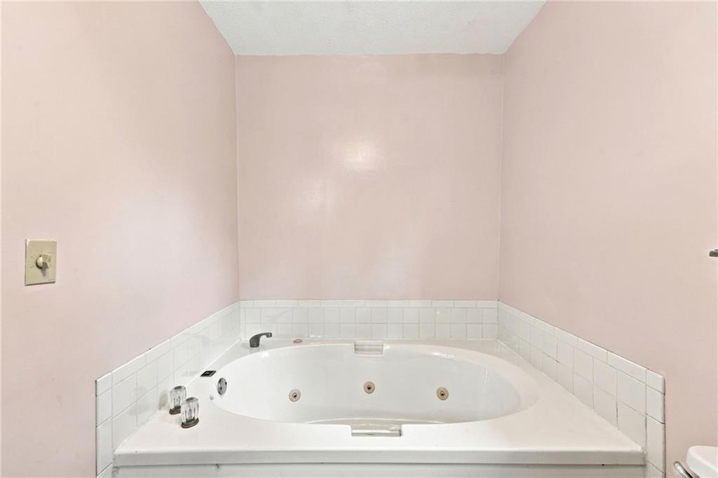 422 Ne 500 Road Property Photo 31