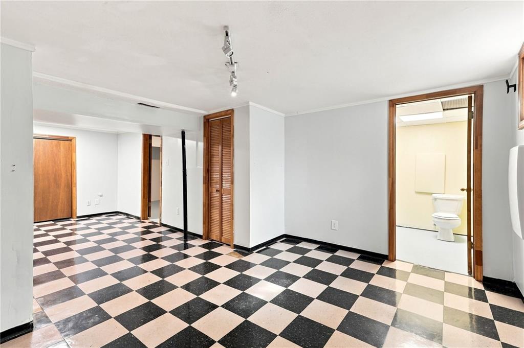 422 Ne 500 Road Property Photo 41