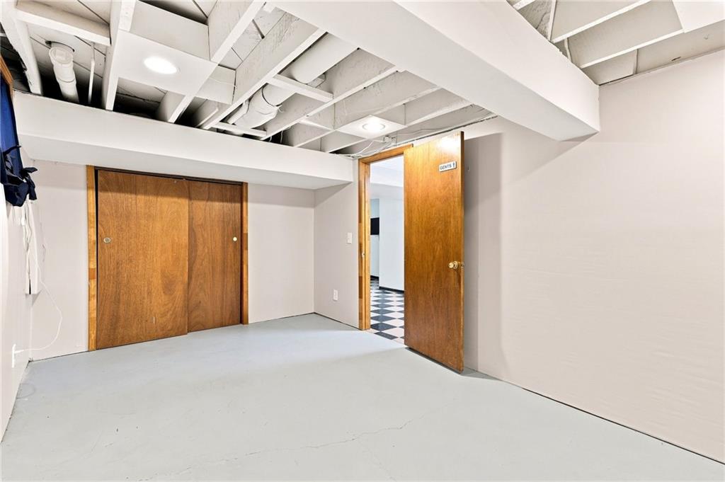 422 Ne 500 Road Property Photo 45