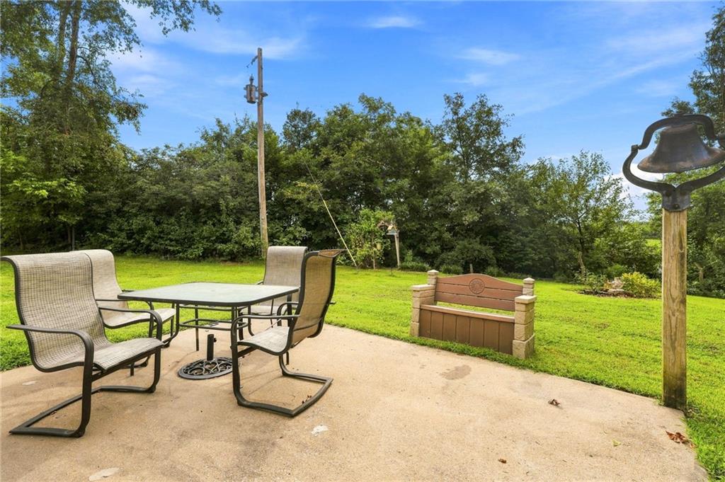 422 Ne 500 Road Property Photo 47