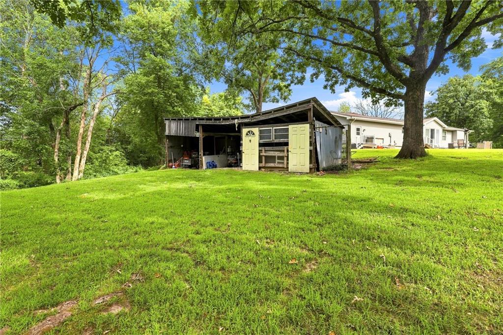 422 Ne 500 Road Property Photo 50