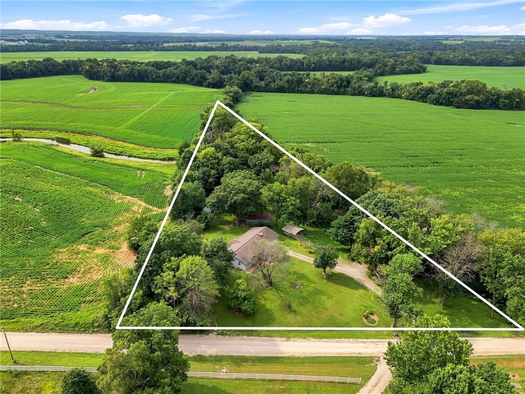 422 Ne 500 Road Property Photo 63