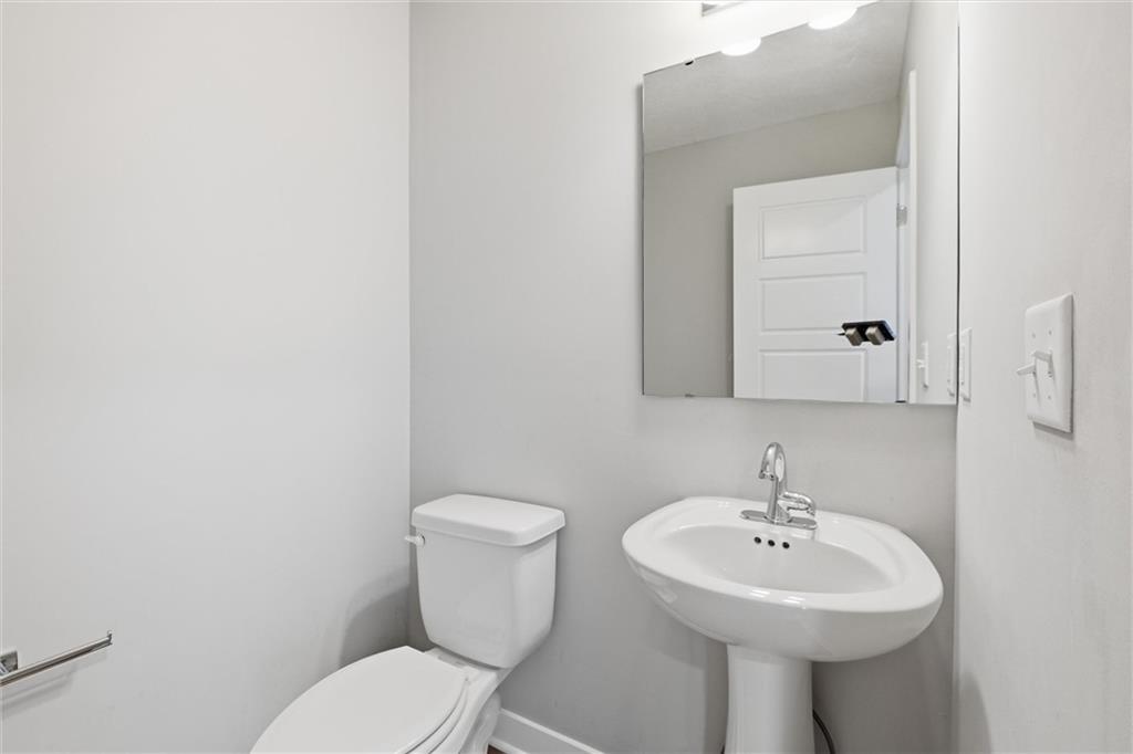 2113 Sw Rutherford Drive Property Photo 16