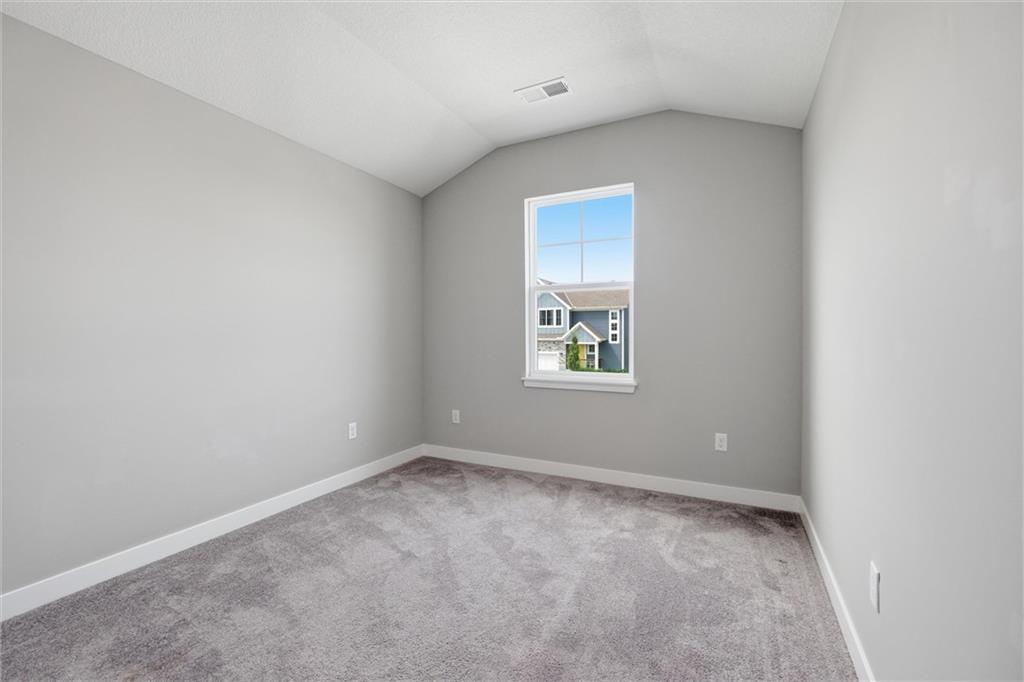 2113 Sw Rutherford Drive Property Photo 25