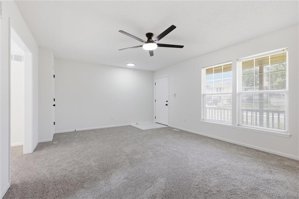 6017 Brooklyn Avenue Property Photo 7
