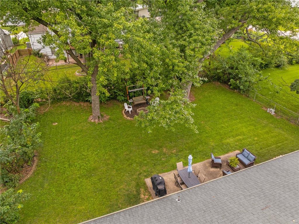 8608 Belleview Avenue Property Photo 25