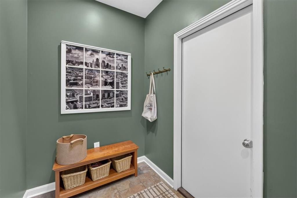 6710 Granada Lane Property Photo 11
