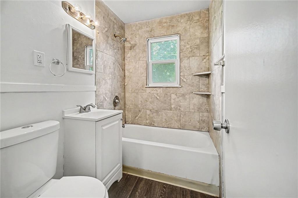 2701 S 48th Terrace Property Photo 12