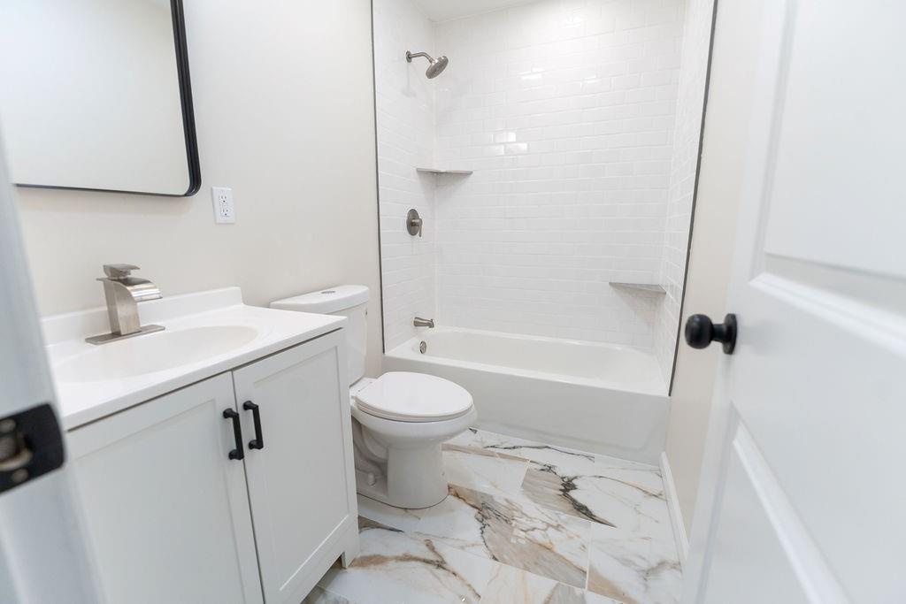 910 N Edith Avenue Property Photo 11
