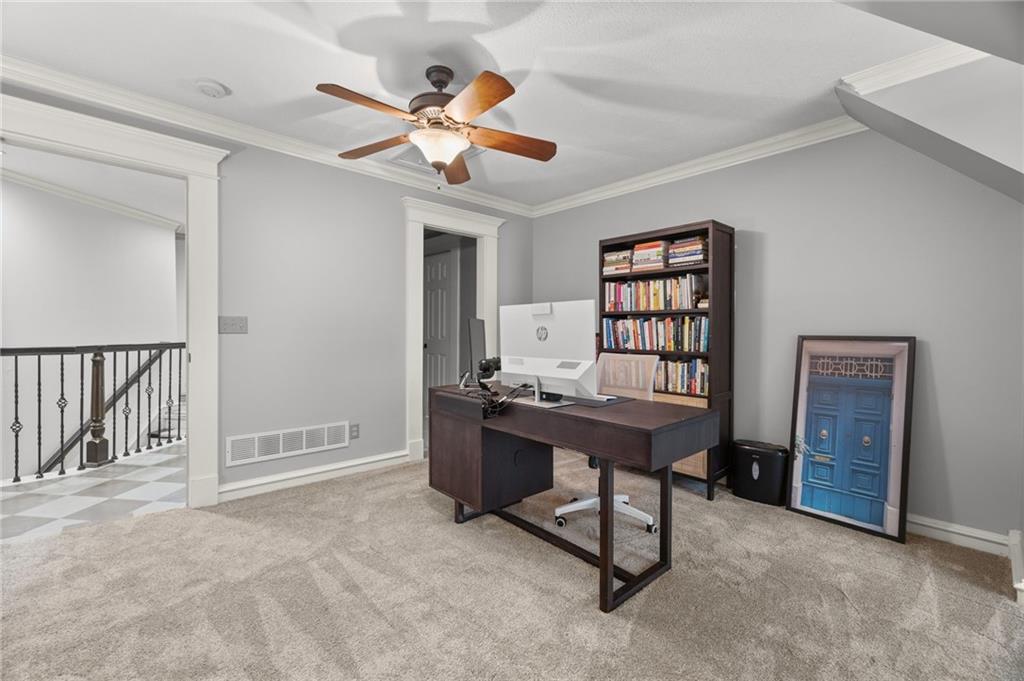 20 E Loch Lloyd Parkway Property Photo 37