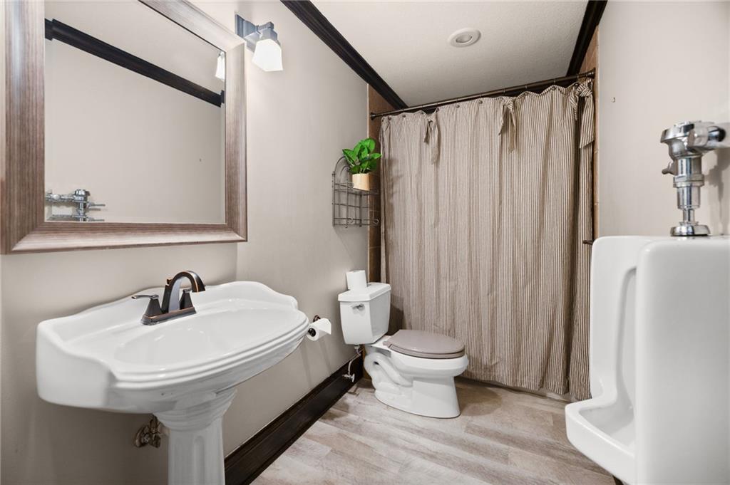 20 E Loch Lloyd Parkway Property Photo 45