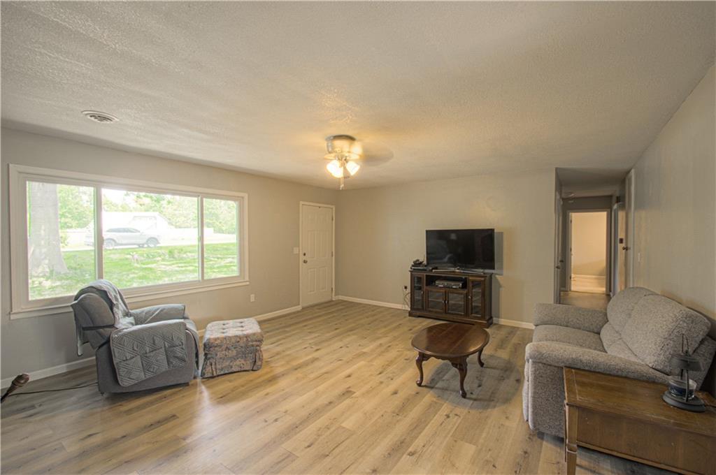 11325 Deer Haven Lane Property Photo 7