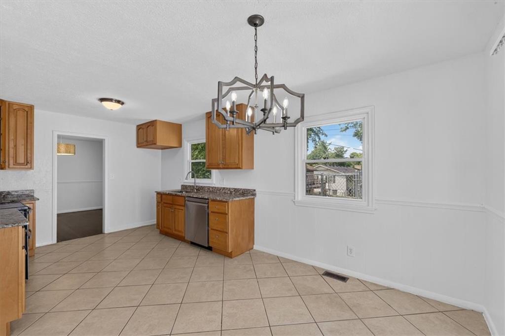 7726 Everett Avenue Property Photo 23