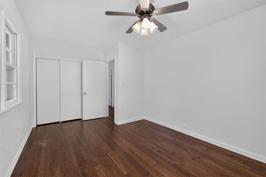 7726 Everett Avenue Property Photo 29