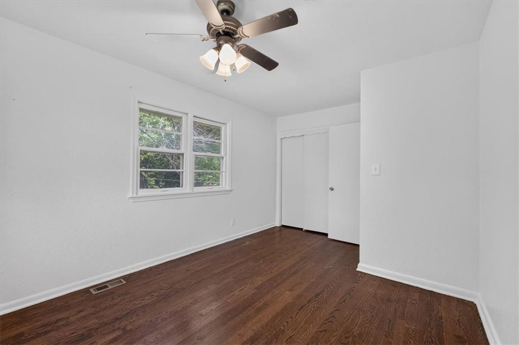 7726 Everett Avenue Property Photo 30