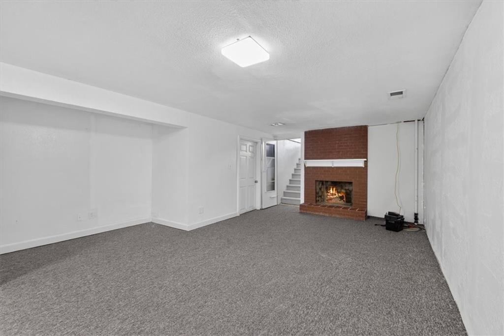 7726 Everett Avenue Property Photo 45