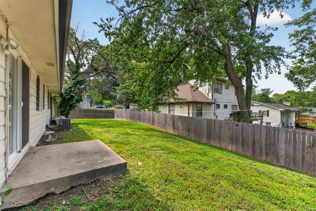 7726 Everett Avenue Property Photo 55