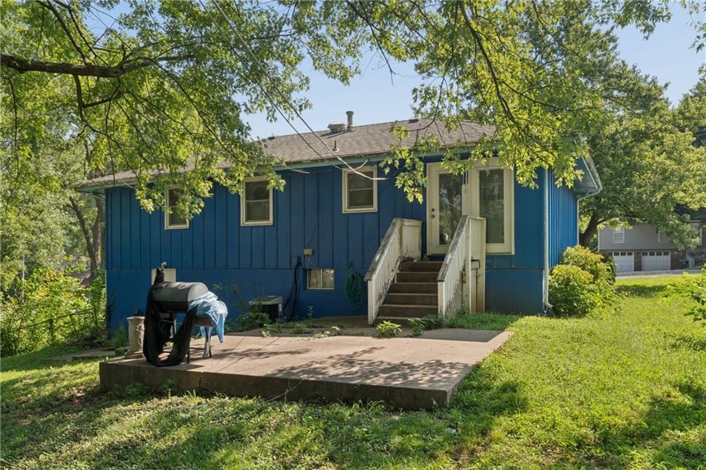 9812 Hillcrest Road Property Photo 31