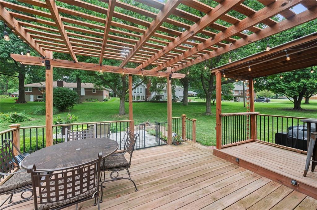 1705 Ne Pine Circle Property Photo 35