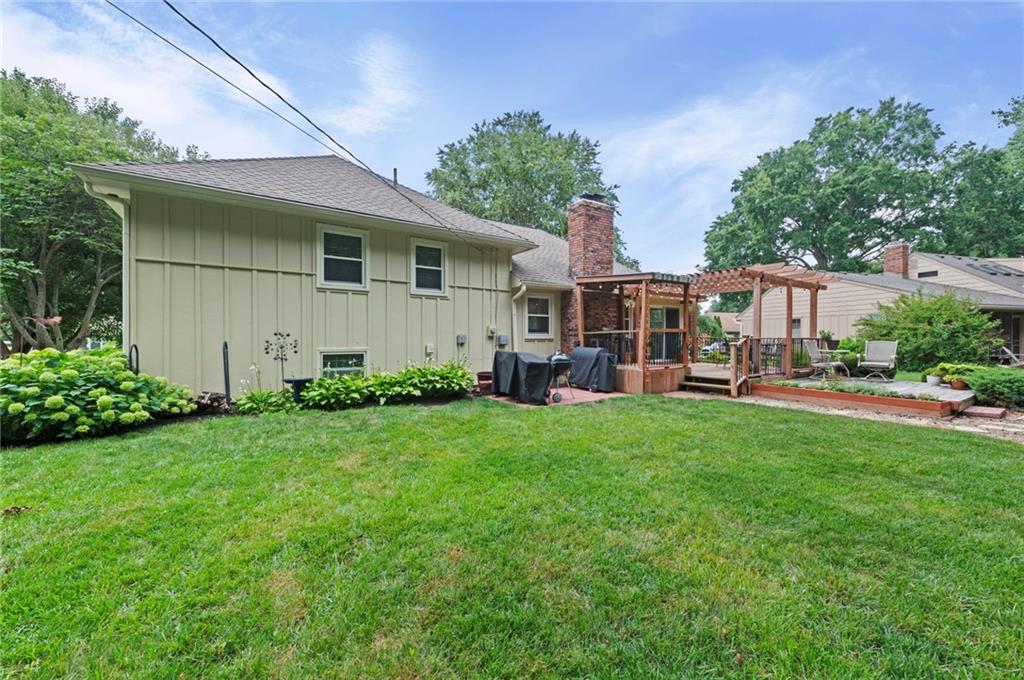 1705 Ne Pine Circle Property Photo 39