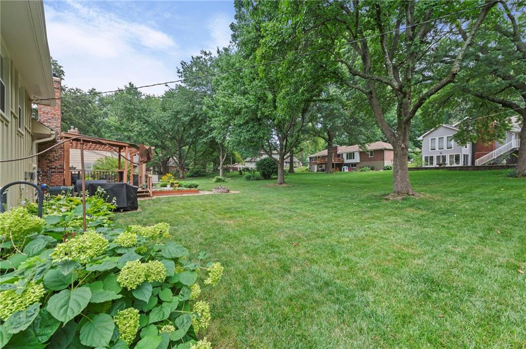 1705 Ne Pine Circle Property Photo 40