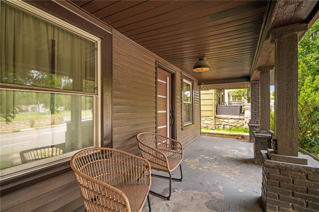 2105 W 43rd Avenue Property Photo 2