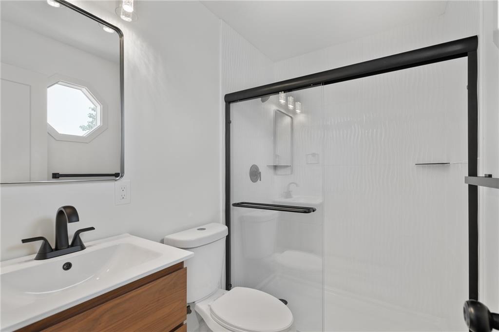 1005 Se Bridgehampton Way Property Photo 13