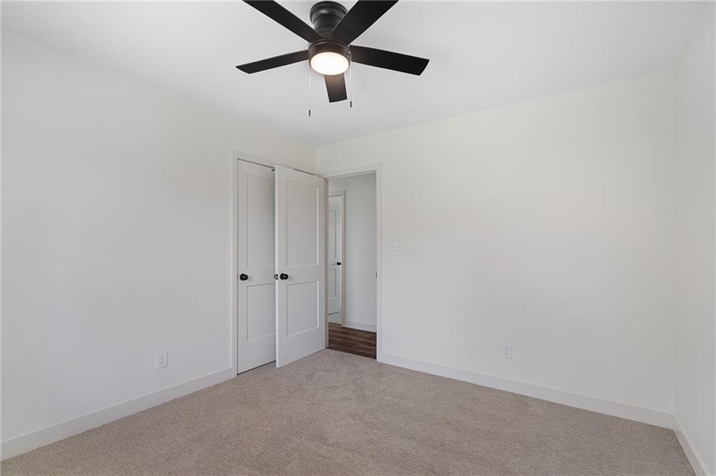 1005 Se Bridgehampton Way Property Photo 15