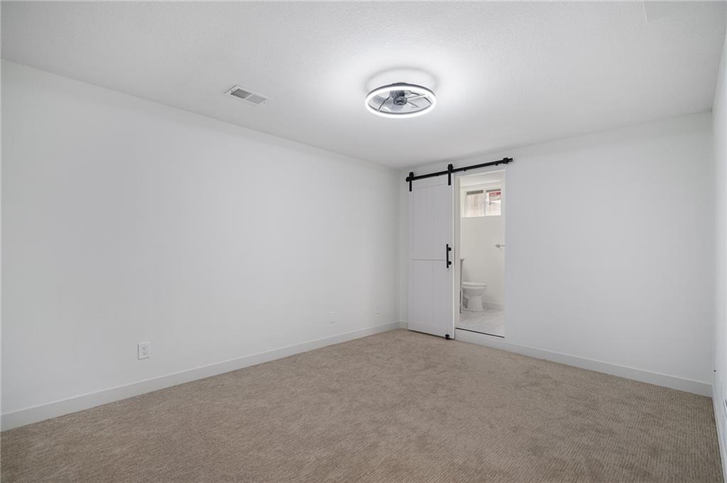 1005 Se Bridgehampton Way Property Photo 20