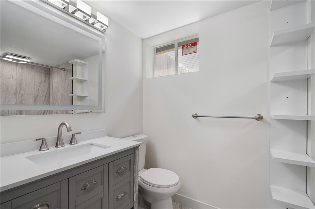 1005 Se Bridgehampton Way Property Photo 23