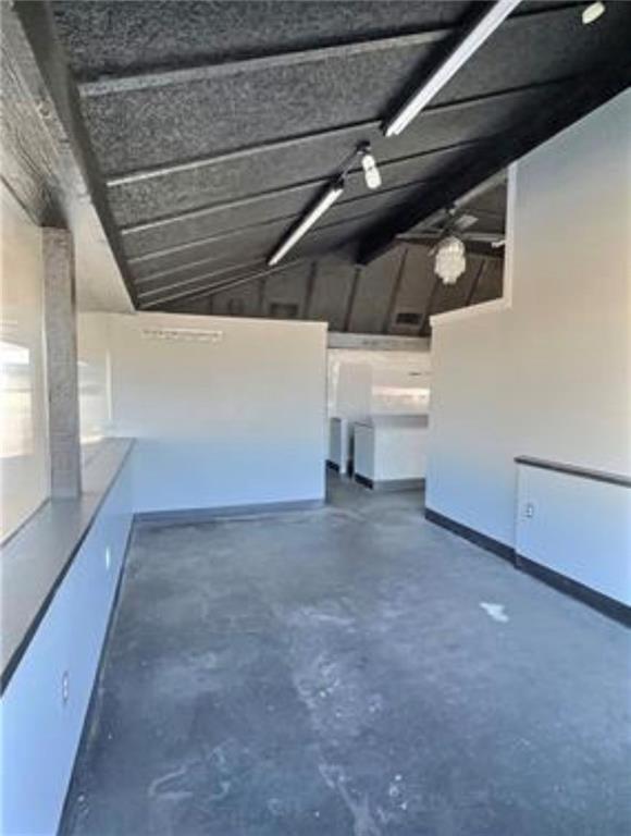 1419 W Austin Boulevard Property Photo 7