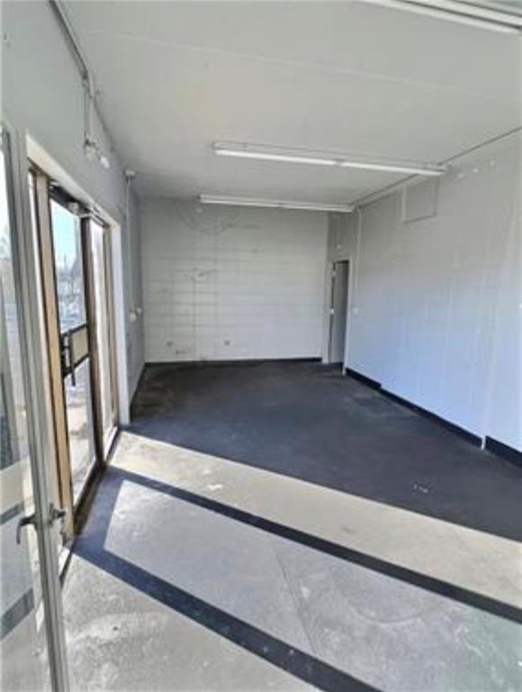 1419 W Austin Boulevard Property Photo 11