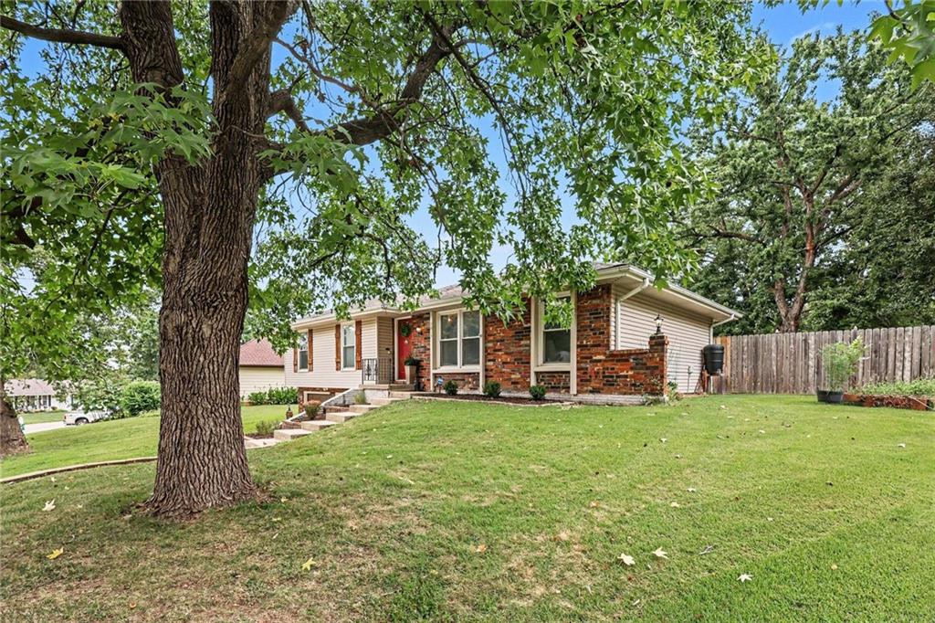 7013 N Winan Avenue Property Photo 23