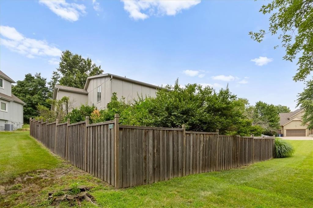 9601 W 127th Terrace Property Photo 42