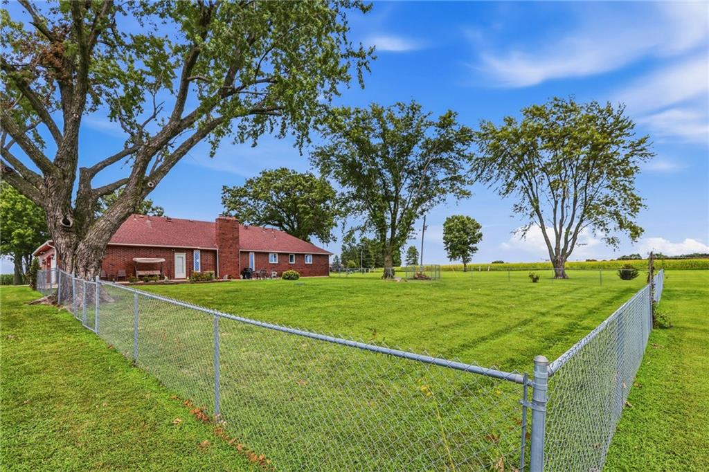 34301 E State Route 2 Highway Property Photo 26