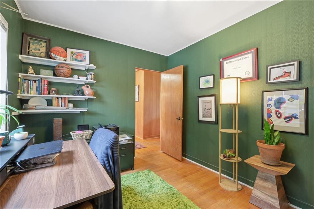 1506 University Drive Property Photo 22